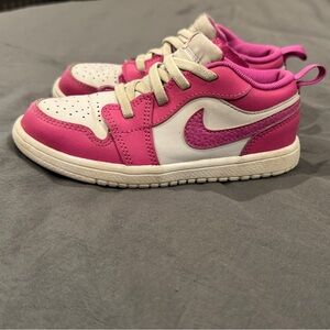 Nike Kids Pink and White Sneakers